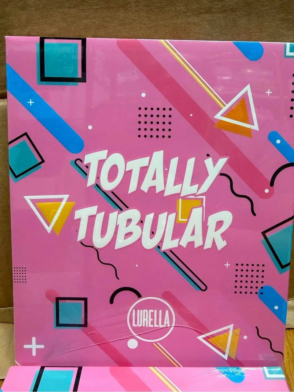 Lurella Totally Tubular Eyeshadow Palette